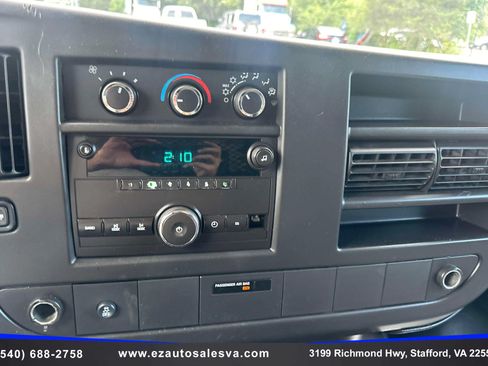 Used 2013 Chevrolet Express 1500 RWD image 25
