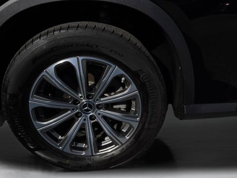 Certified 2026 Mercedes-Benz GLC 300 image 37