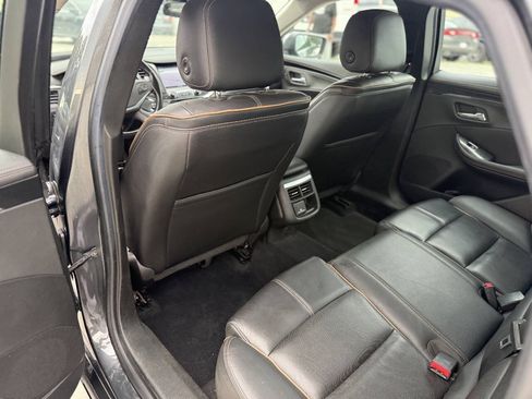 Used 2019 Chevrolet Impala Premier FWD image 15
