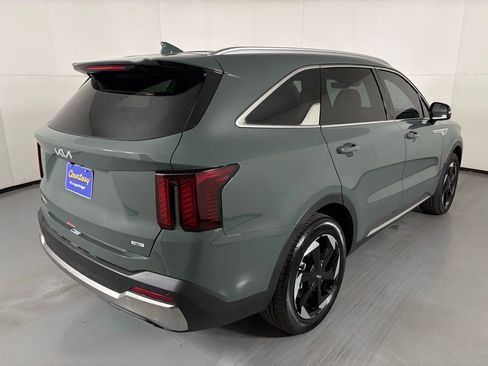 New 2026 Kia Sorento EX FWD image 8