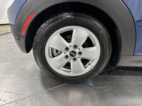 Used 2018 MINI Cooper 2-Door Hardtop image 13