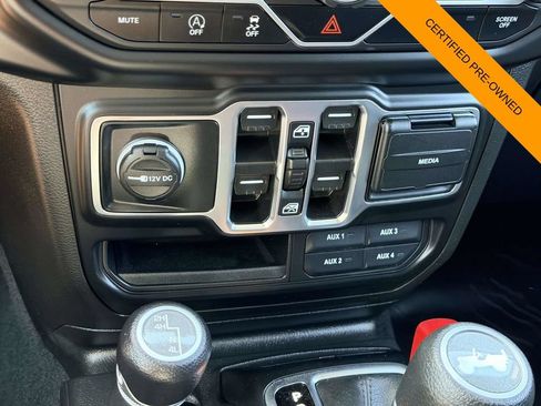 Certified 2022 Jeep Wrangler Unlimited Sport AWD/4WD image 20