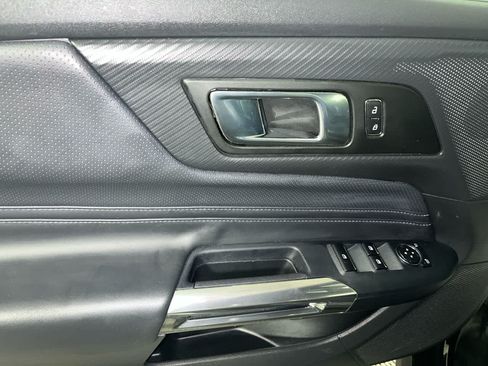 Used 2025 Ford Mustang Premium RWD image 13
