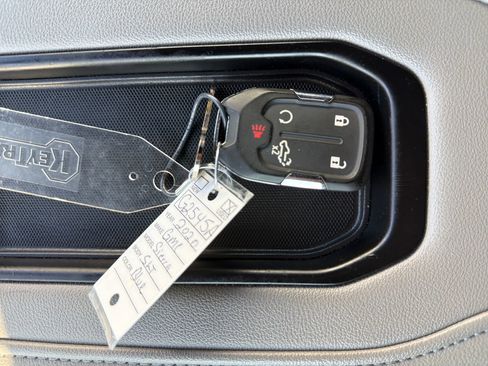 Used 2020 GMC Sierra 1500 SLT w/ SLT Premium Package image 29