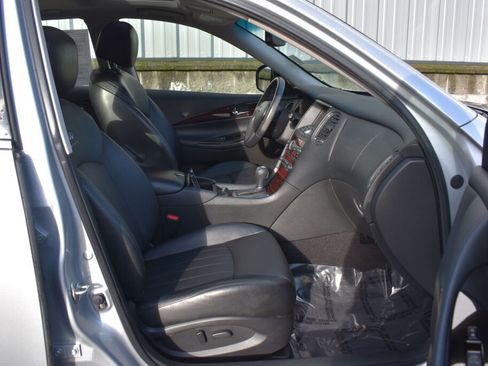 Used 2014 INFINITI QX50 Journey image 25