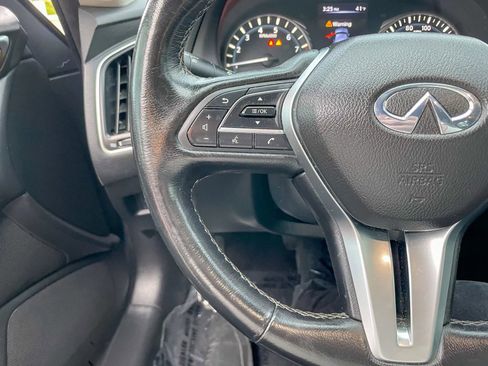 Used 2018 INFINITI Q50 Luxe w/ Essential Package (3.0T Luxe) image 13