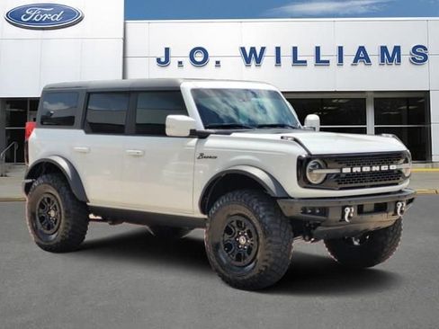 Used 2022 Ford Bronco Wildtrak image 1