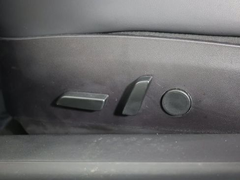 Used 2020 Tesla Model 3 Performance image 22