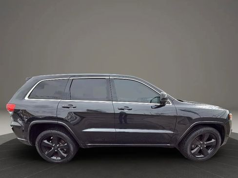 Used 2015 Jeep Grand Cherokee Altitude AWD/4WD image 4
