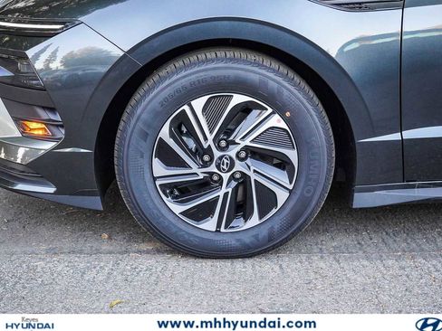 New 2026 Hyundai Sonata Blue FWD image 4