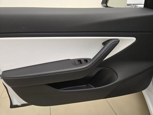 Used 2018 Tesla Model 3 Performance AWD/4WD image 27