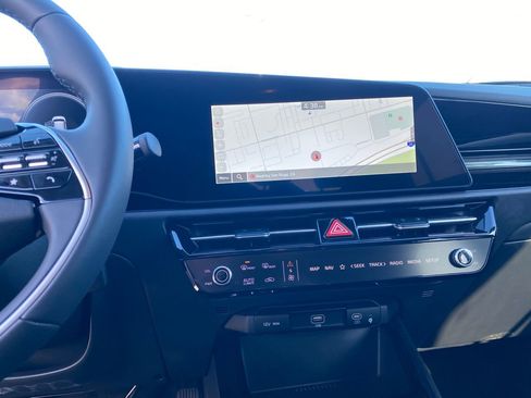 New 2026 Kia Niro Wind FWD image 19