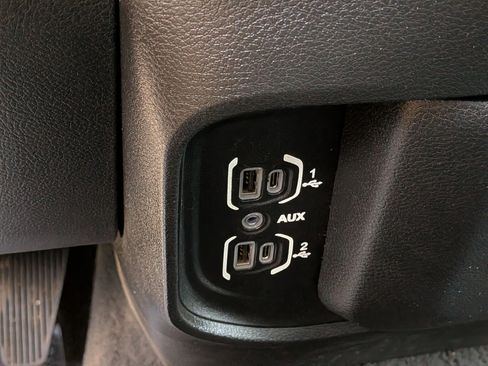 Used 2022 RAM 2500 Big Horn w/ Cold Weather Group image 31