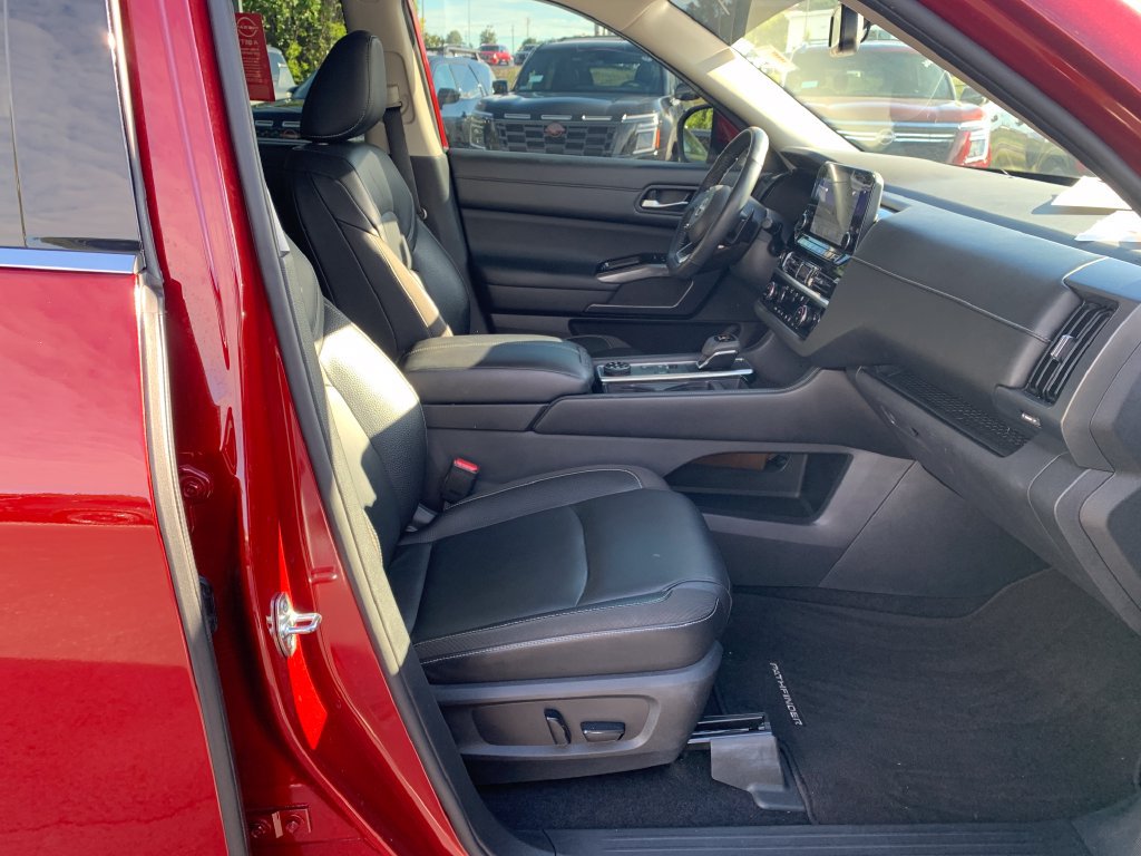 Certified 2022 Nissan Pathfinder SL AWD/4WD image 31
