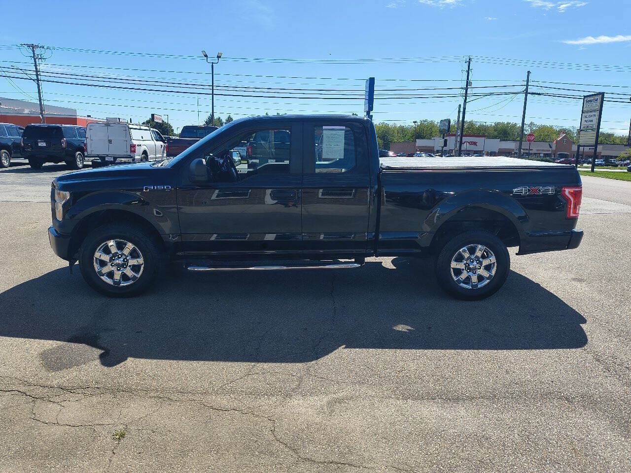 Used 2017 Ford F150 XL w/ Equipment Group 101A Mid AWD/4WD image 10