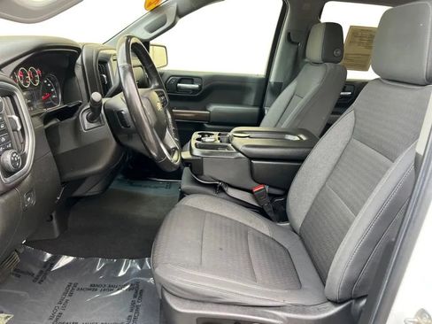 Used 2020 Chevrolet Silverado 1500 LT w/ Convenience Package AWD/4WD image 10