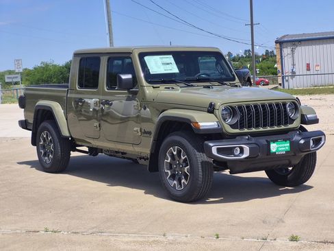 New 2026 Jeep Gladiator Sport image 2