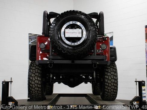 Used 1998 Jeep Wrangler SE image 21