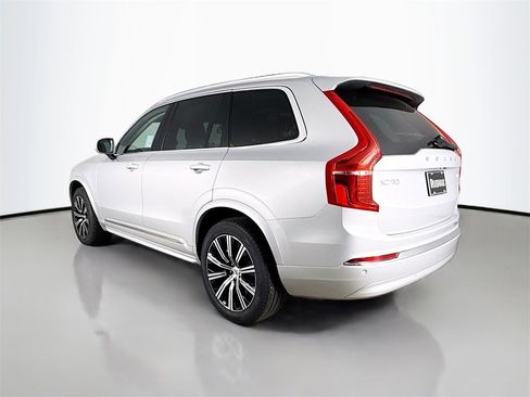 Certified 2025 Volvo XC90 B5 Core image 5