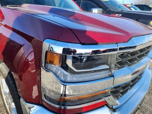 Used 2018 Chevrolet Silverado 1500 LT w/ All Star Edition image 21