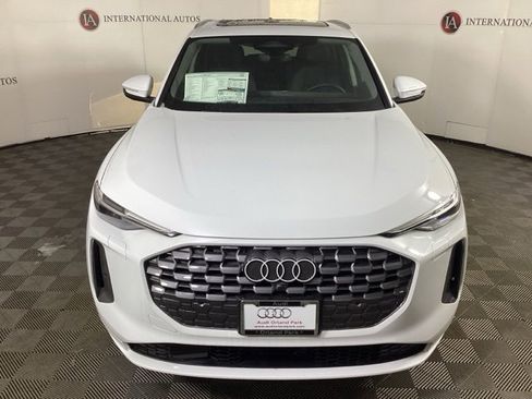 New 2025 Audi Q5 2.0T Premium Plus image 2