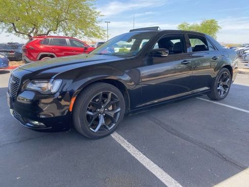 Used 2022 Chrysler 300 S RWD image 1