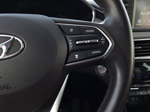 Used 2019 Hyundai Santa Fe Limited AWD/4WD image 17