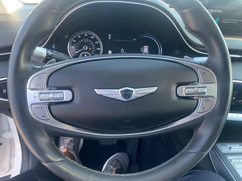 Used 2023 Genesis GV70 2.5T w/ Advanced Package AWD/4WD image 19