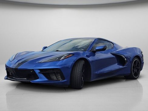 Used 2021 Chevrolet Corvette Stingray image 4