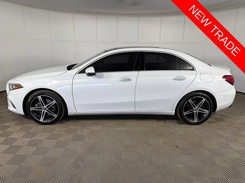Used 2019 Mercedes-Benz A 220 4MATIC image 13