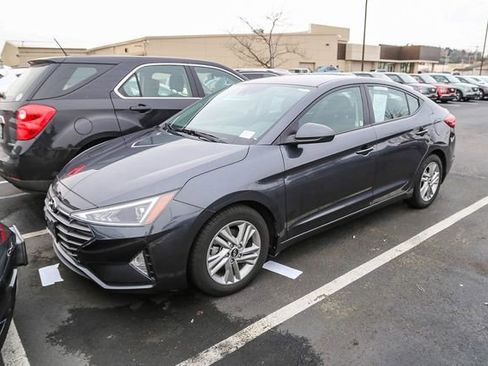 Used 2020 Hyundai Elantra SEL w/ Winter Weather Package image 2