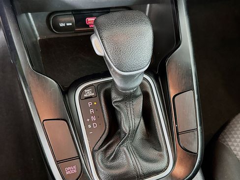 Used 2020 Kia Soul LX image 19