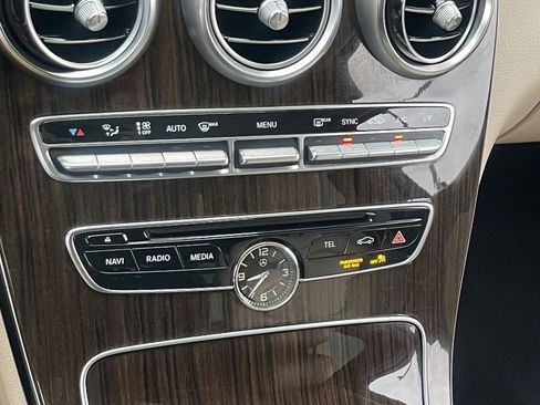 Used 2018 Mercedes-Benz C 300 Sedan image 29