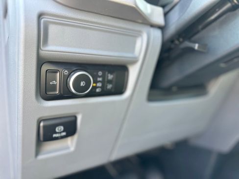 Used 2023 Ford F150 XLT w/ Trailer Tow Package image 17