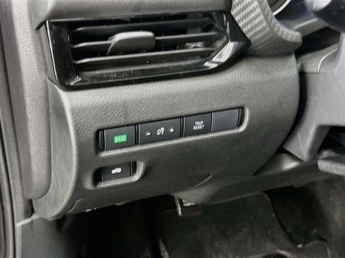 Used 2024 Nissan Sentra SV w/ All-Weather Package FWD image 17