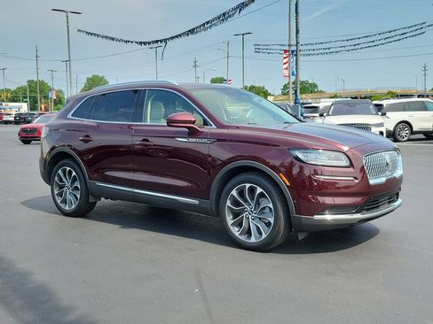 Used 2023 Lincoln Nautilus Reserve w/ Equipment Group 201A AWD/4WD image 2