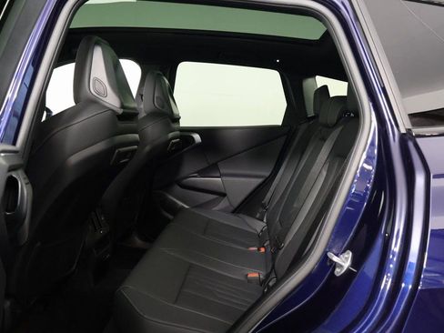 Used 2025 BMW X3 xDrive30i w/ Premium Package image 11