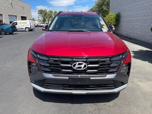 Used 2025 Hyundai Tucson SEL FWD image 2