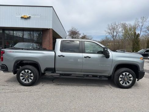 New 2026 Chevrolet Silverado 2500 Custom w/ Custom Value Package AWD/4WD image 2