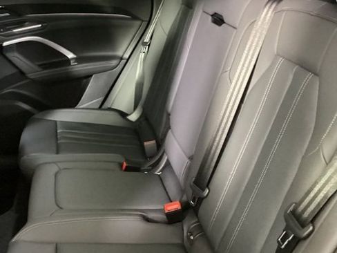 New 2025 Audi Q5 Premium Plus image 11