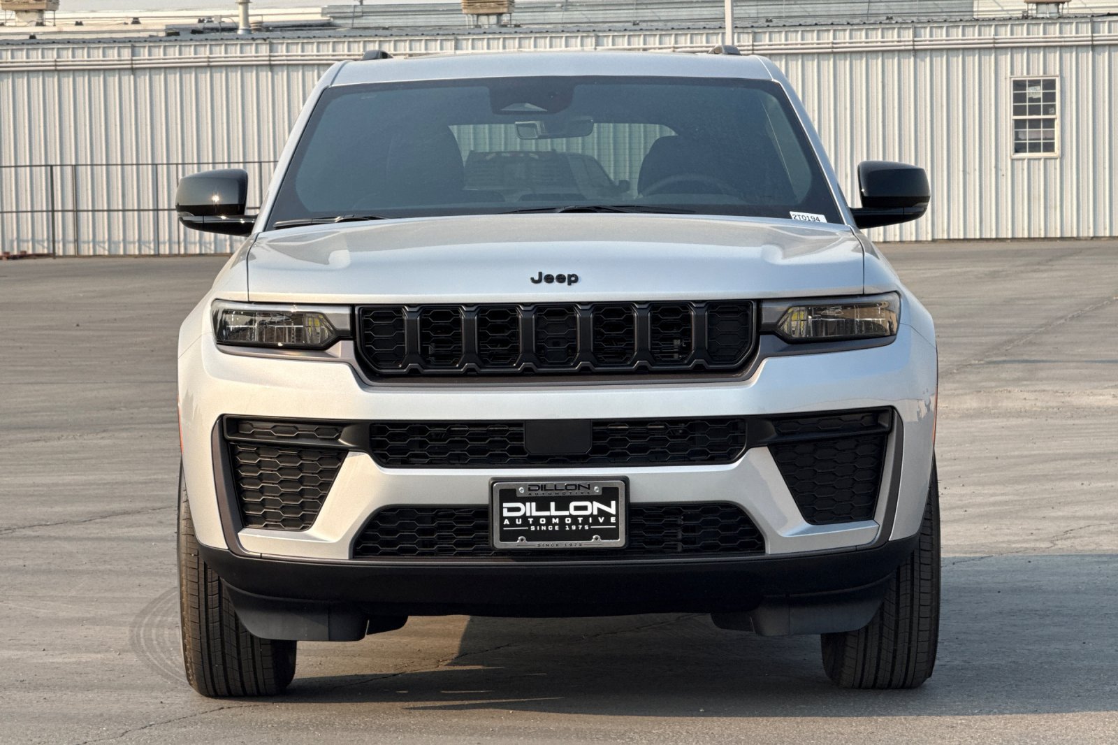 New 2026 Jeep Grand Cherokee Altitude AWD/4WD image 2