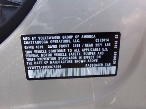 Used 2014 Volkswagen Passat 1.8T SE FWD image 48