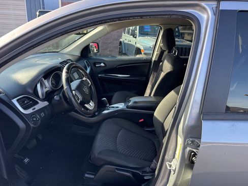 Used 2019 Dodge Journey SE w/ Connectivity Group image 10