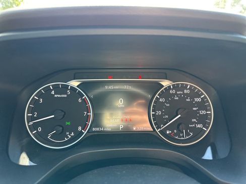 Used 2021 Nissan Rogue SV FWD image 8