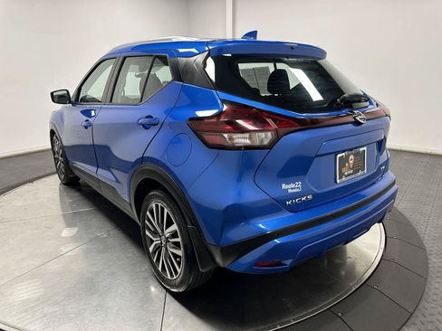 Used 2021 Nissan Kicks SV FWD image 9