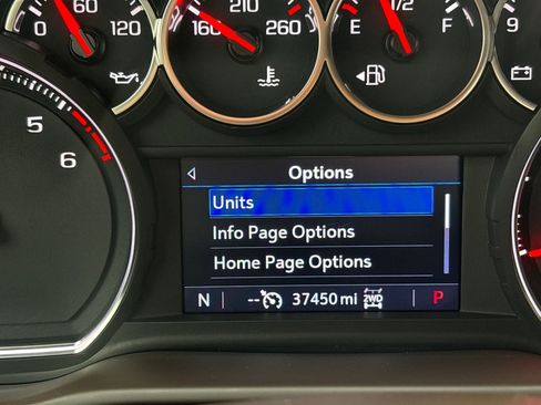 Used 2022 Chevrolet Silverado 1500 LT w/ Z71 Off-Road Package image 18