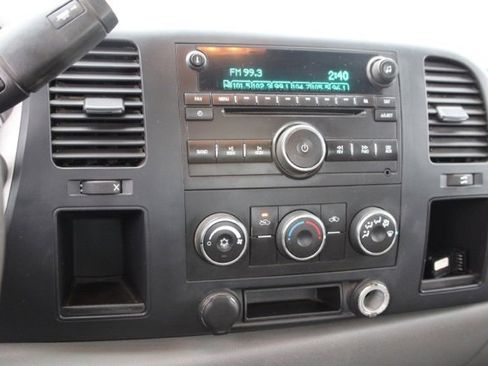 Used 2008 Chevrolet Silverado 3500 W/T image 17