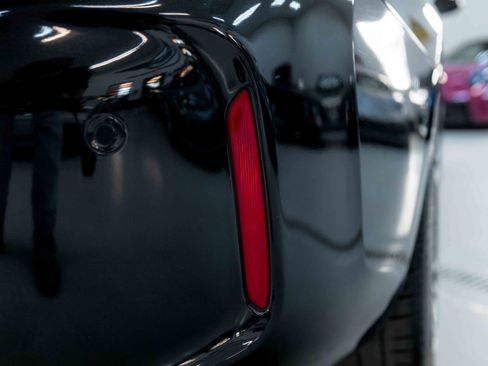 Used 2018 BMW M2 image 28