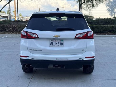 Used 2018 Chevrolet Equinox LT FWD image 4