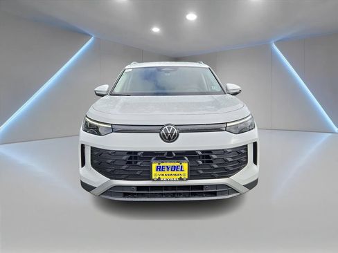 Used 2026 Volkswagen Tiguan S AWD/4WD image 2